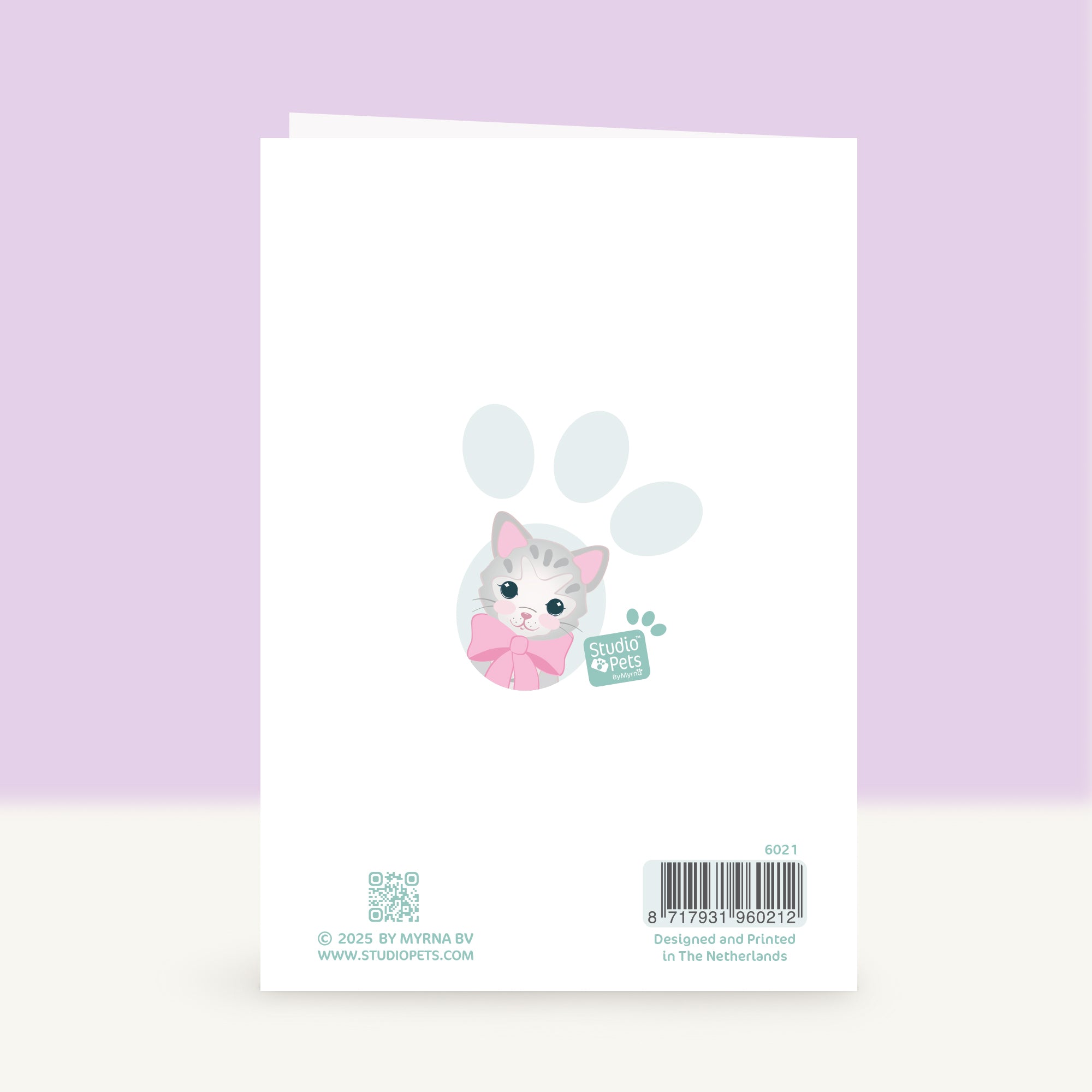Kitten Wenskaart - Home is where the Cat lives