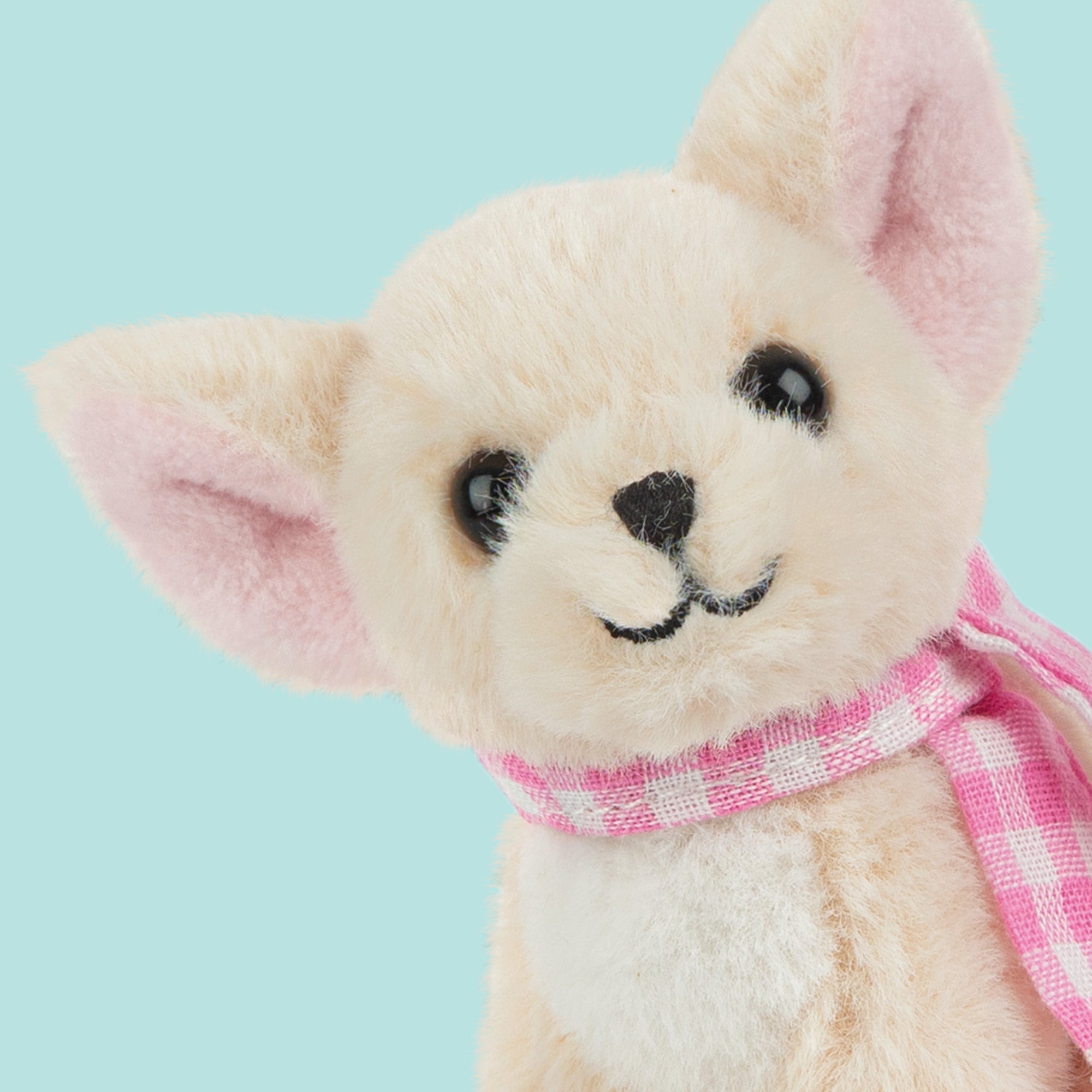 Mini Hondenknuffeltje Pinkie met Koffertje - Jouw Schattige Chihuahua pluche puppy!