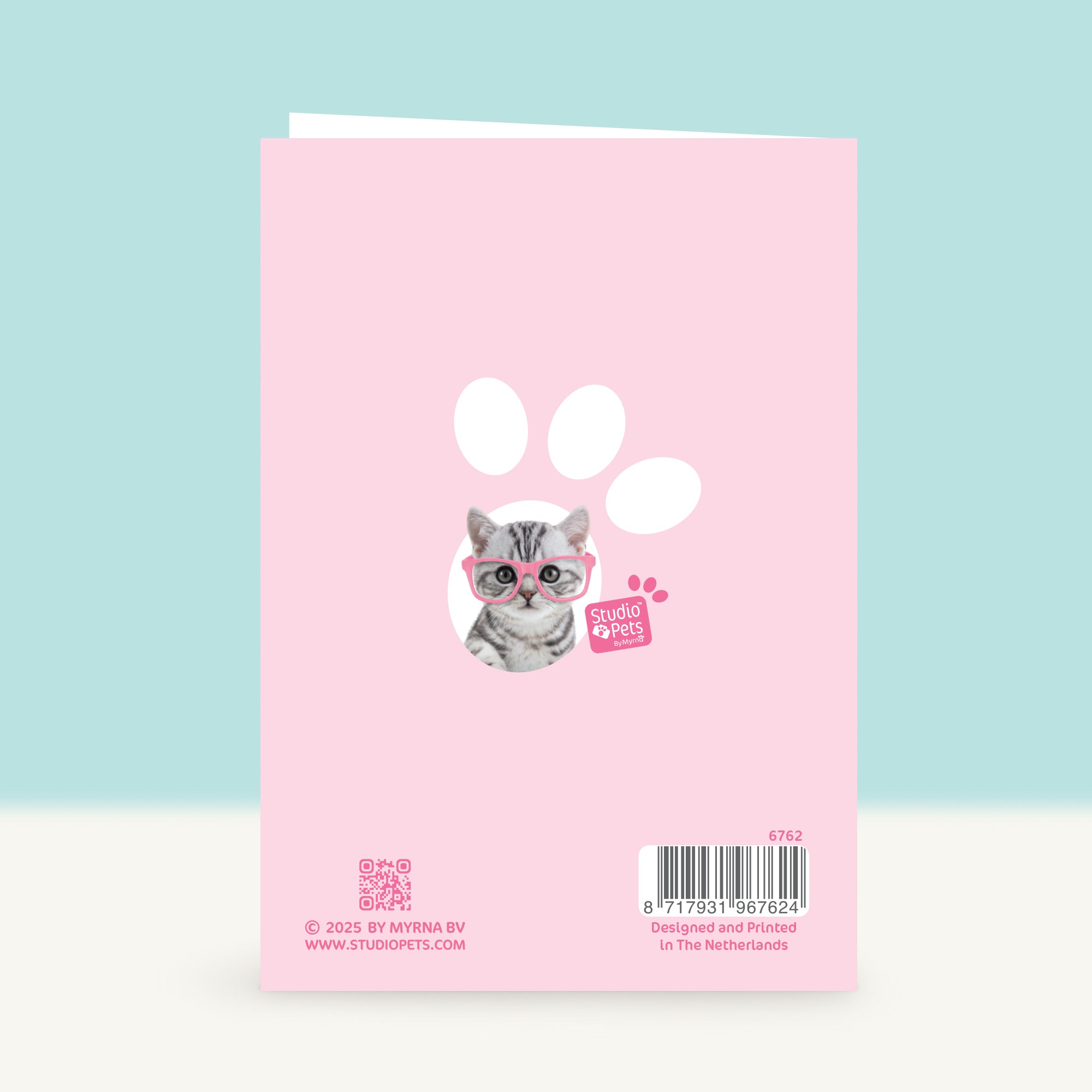 Wenskaart “Yeah! Strike a pose” met Britse Korthaar kitten