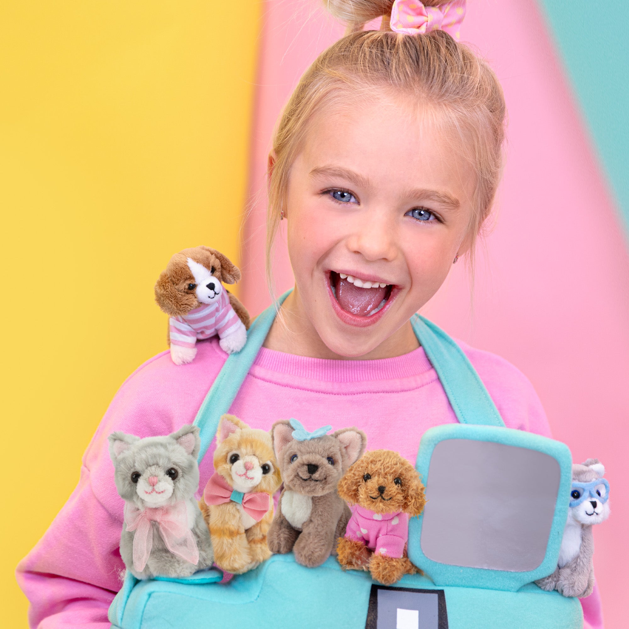 Mini Knuffel Toy Poedel Cookie met Koffer - Jouw Schattige Pluche Hondje!